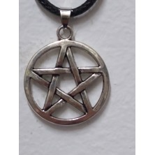 Pentagrama de Agripa (Tetragramatón) 2.50 cm, con cordón 45 cm