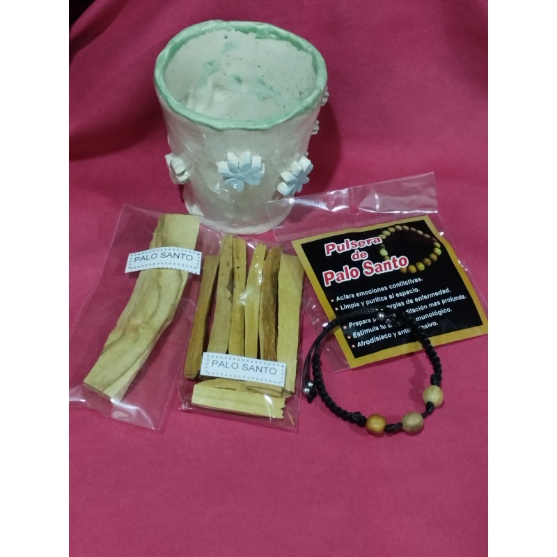 Quemador con diferentes palo santo